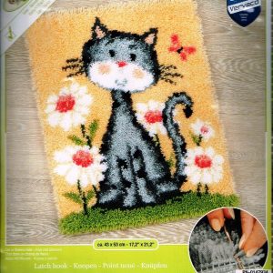 VERVACO KNOOPPAKKET ( SMYRNA) KLEEDJE, POES met BLOEMEN