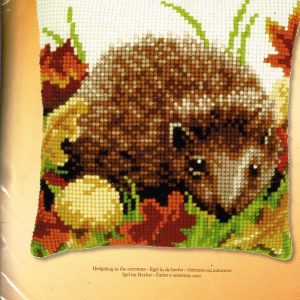 VERVACO BORDUURPAKKET KUSSEN , EGEL IN DE HERFST