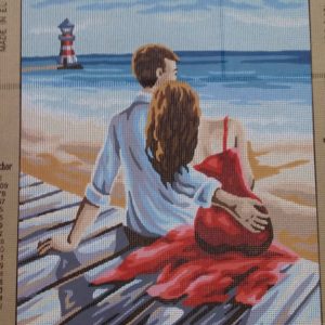 VOORBEDRUKT GROOT BORDUURSTRAMIEN , VERLIEFD KOPPEL OP HET STRAND 871